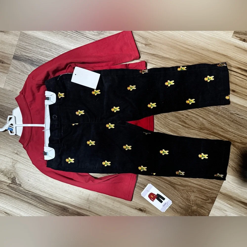 NWT Kids Gingerbread set